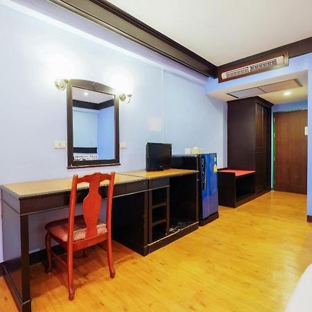 Oyo 565 Trang Hotel Luaran gambar