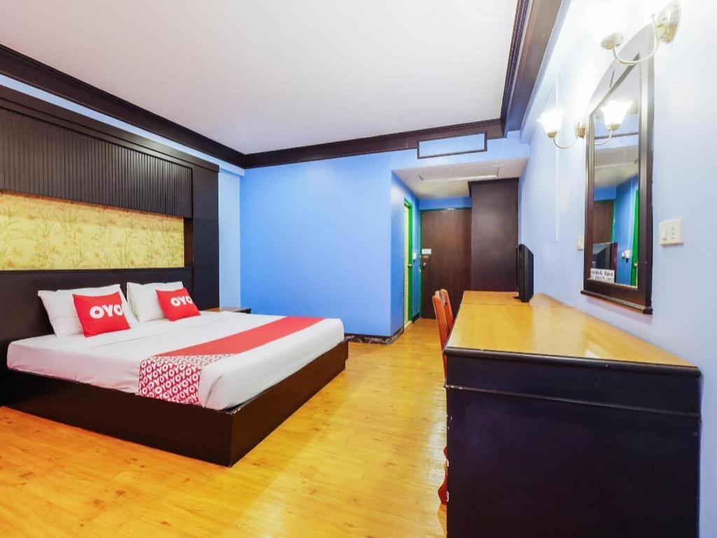 Oyo 565 Trang Hotel Luaran gambar