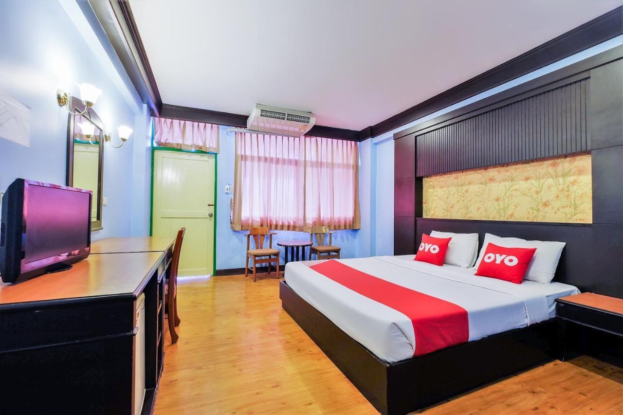 Oyo 565 Trang Hotel Luaran gambar